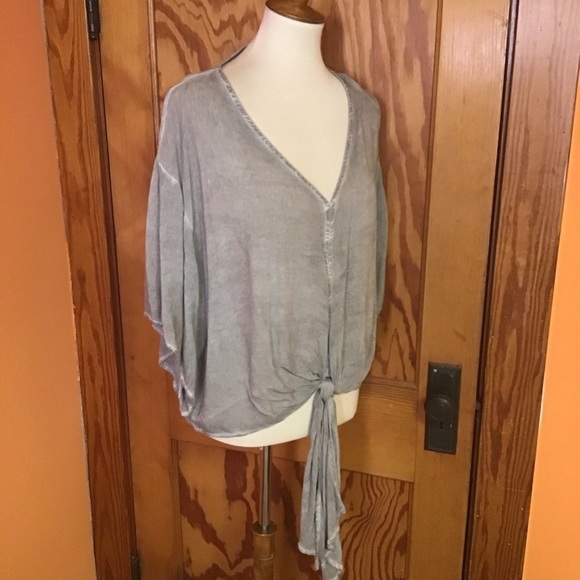 Slouchy boho beachy v neck top - Picture 6 of 8